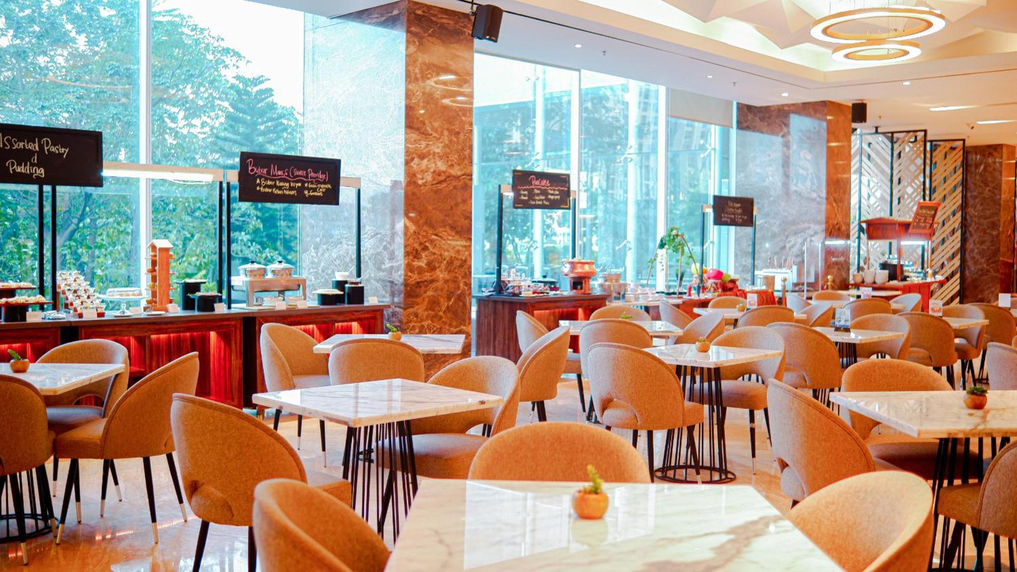 Grand Orchardz Kemayoran Hotel 4*
